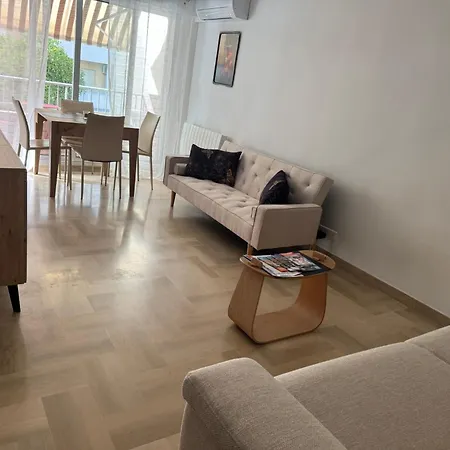 Apartament Le Nid Douillet Du Carre D'or Antibes