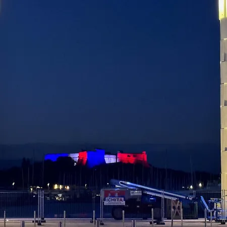 Le Nid Douillet Du Carré D'or Apartamento *