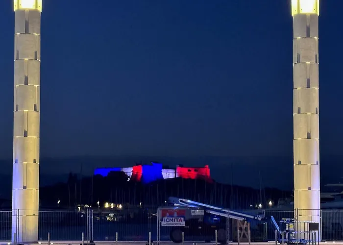 Le Nid Douillet Du Carré D'or Apartamento *